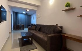 Hotel Le Marina Residency